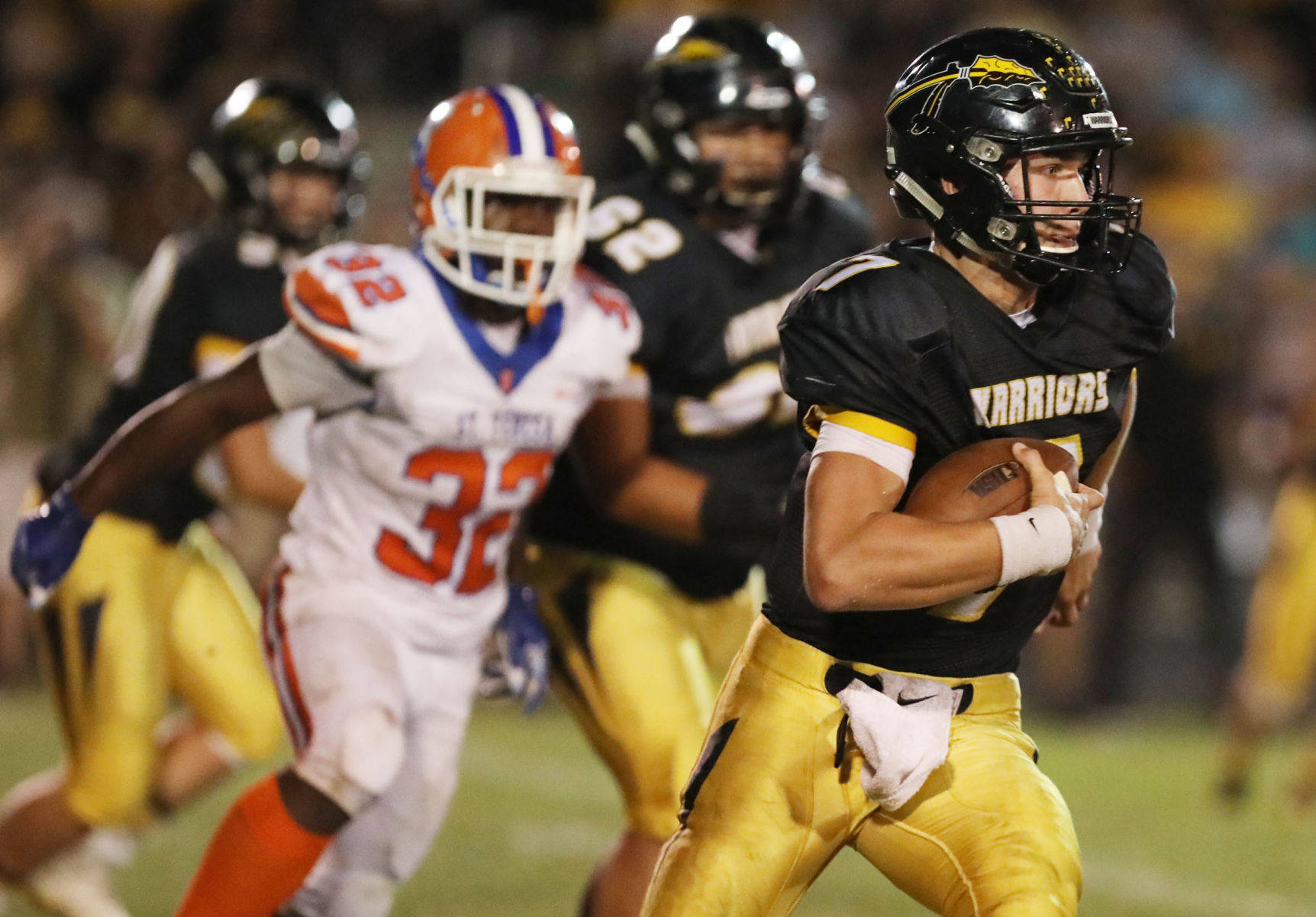 St Teresa vs Tuscola football 17 9.15.18.jpg